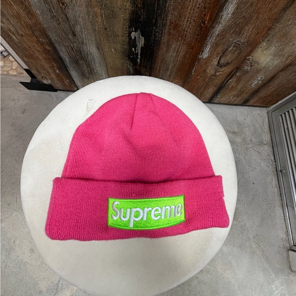 Supreme | Accessories | Supreme X New Era Magenta Box Logo Logo